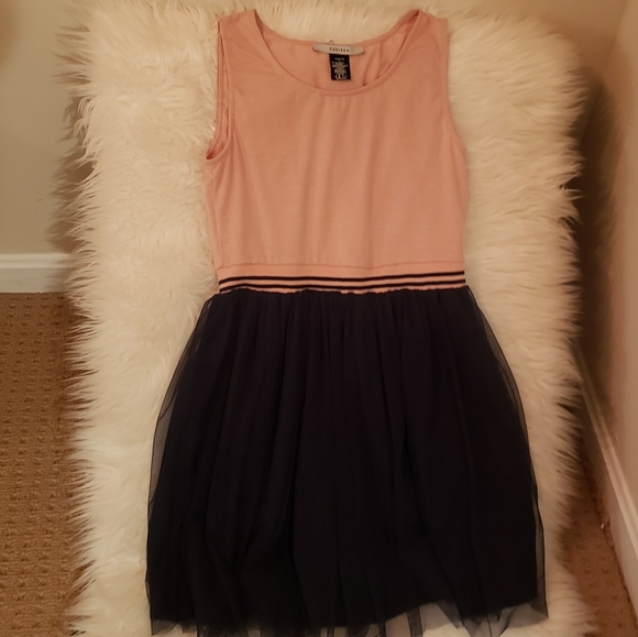 Chelsea Cute Chic Dress Size Large - Picture 4 of 7